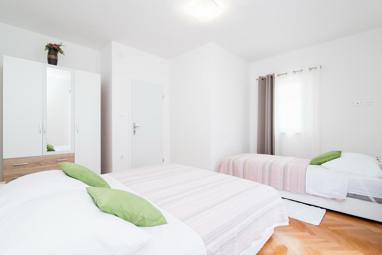 Apartment Seventh Heaven 珀德垂那 外观 照片